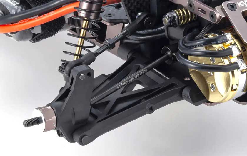 Suspension includes universal swing shafts