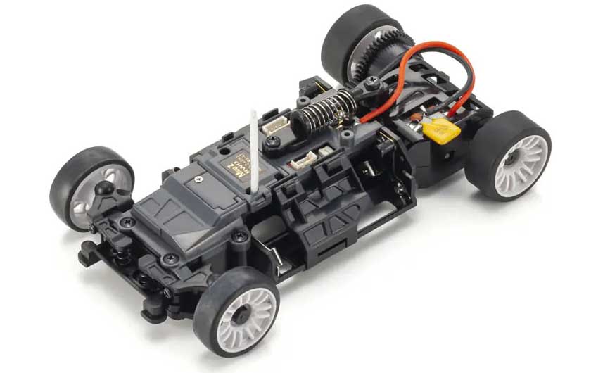 The MR-04 chassis has a different design from the previous MR-03 chassis