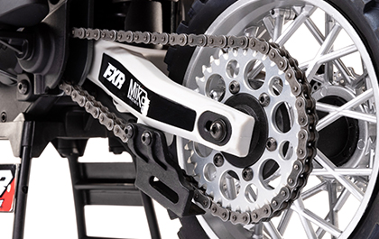 REALISTIC CHAIN DRIVE