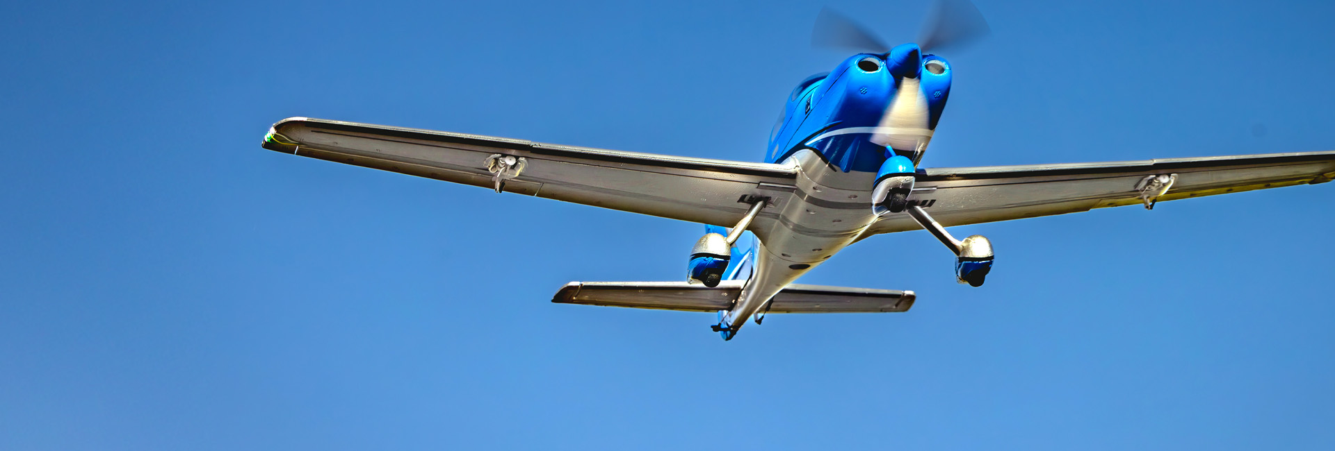 Order the E-flite UMX Cirrus SR22T RC Airplane